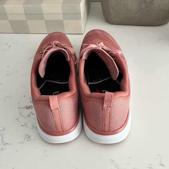 APL tech loom pro mens sneakers - Picture 4 of 5